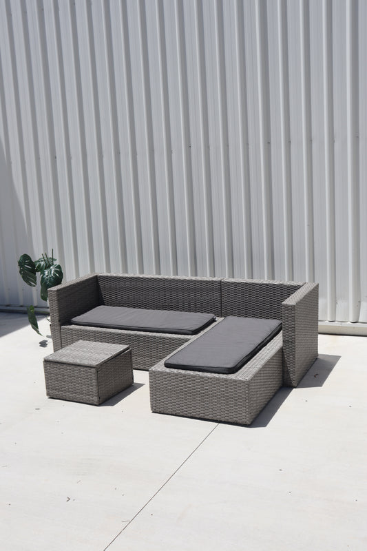 Outdoor Lounge Set w/Ottoman