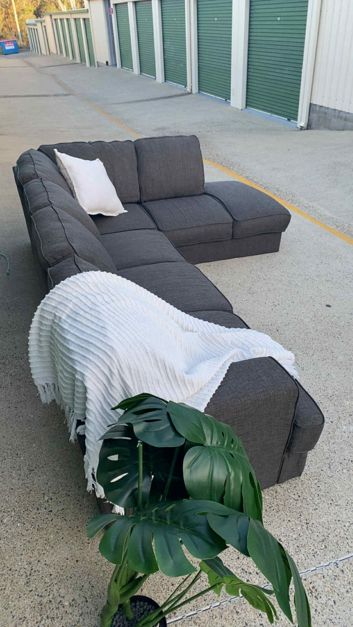 5 Seater Sectional Sofa w/Chaise *Brown*