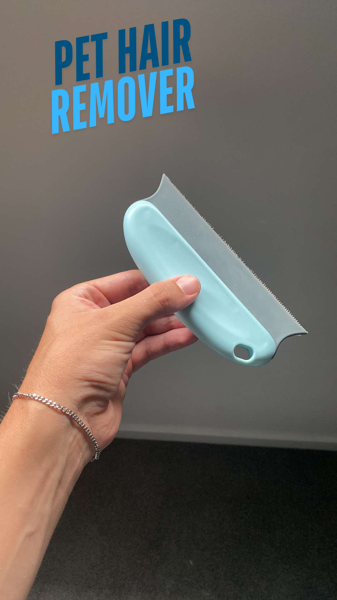 Portable Pet Hair Remover – Say Goodbye to Pet Hair & Lint!