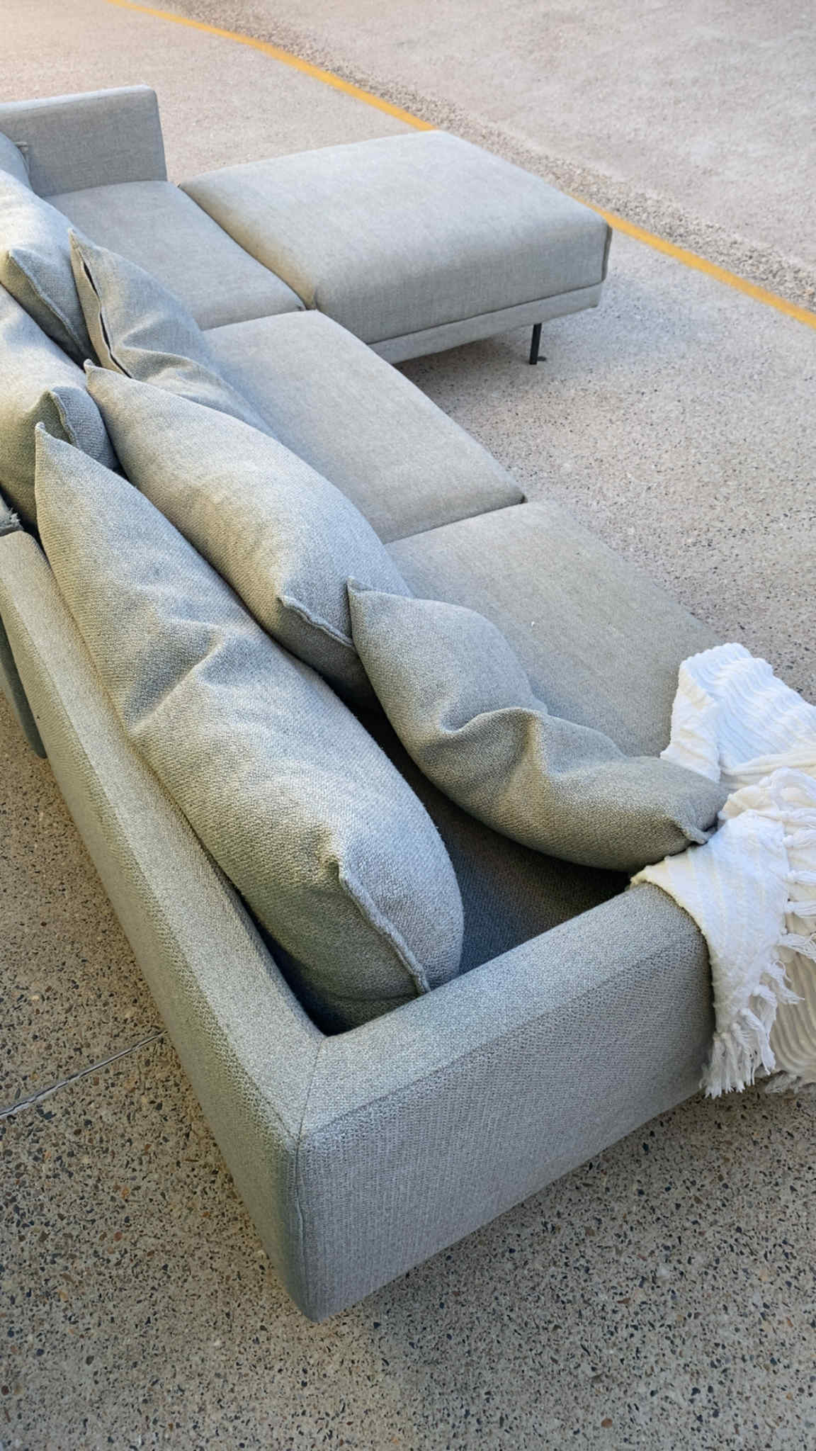4 Seater Modular Sectional Sofa w/Ottoman *Grey*