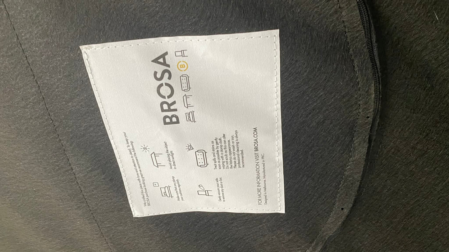 Ex Brosa Palermo 2-Seater White Sofa