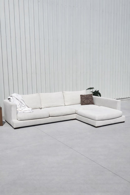 Ex James Lane White Biege Sand L Shape Lounge