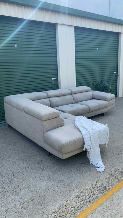 Ex Nick Scali L Shape Sectional Lounge w/Adjustable Headrests & Armrest *Beige*