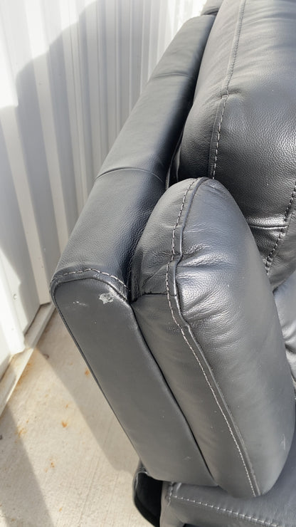 Black Theatre Electric Reclining Lounge
