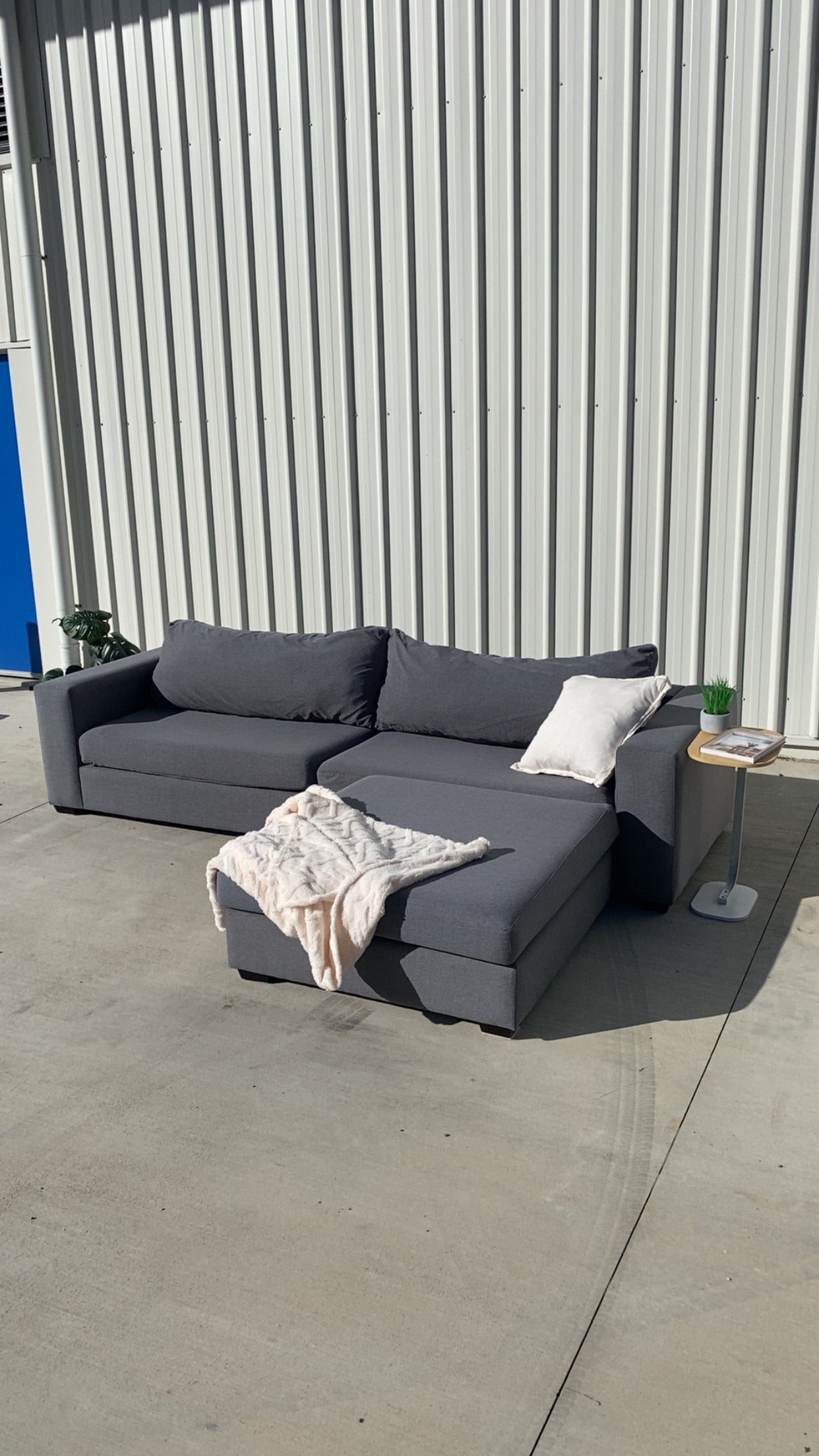 Modular 4 Seater Sofa w/Ottoman