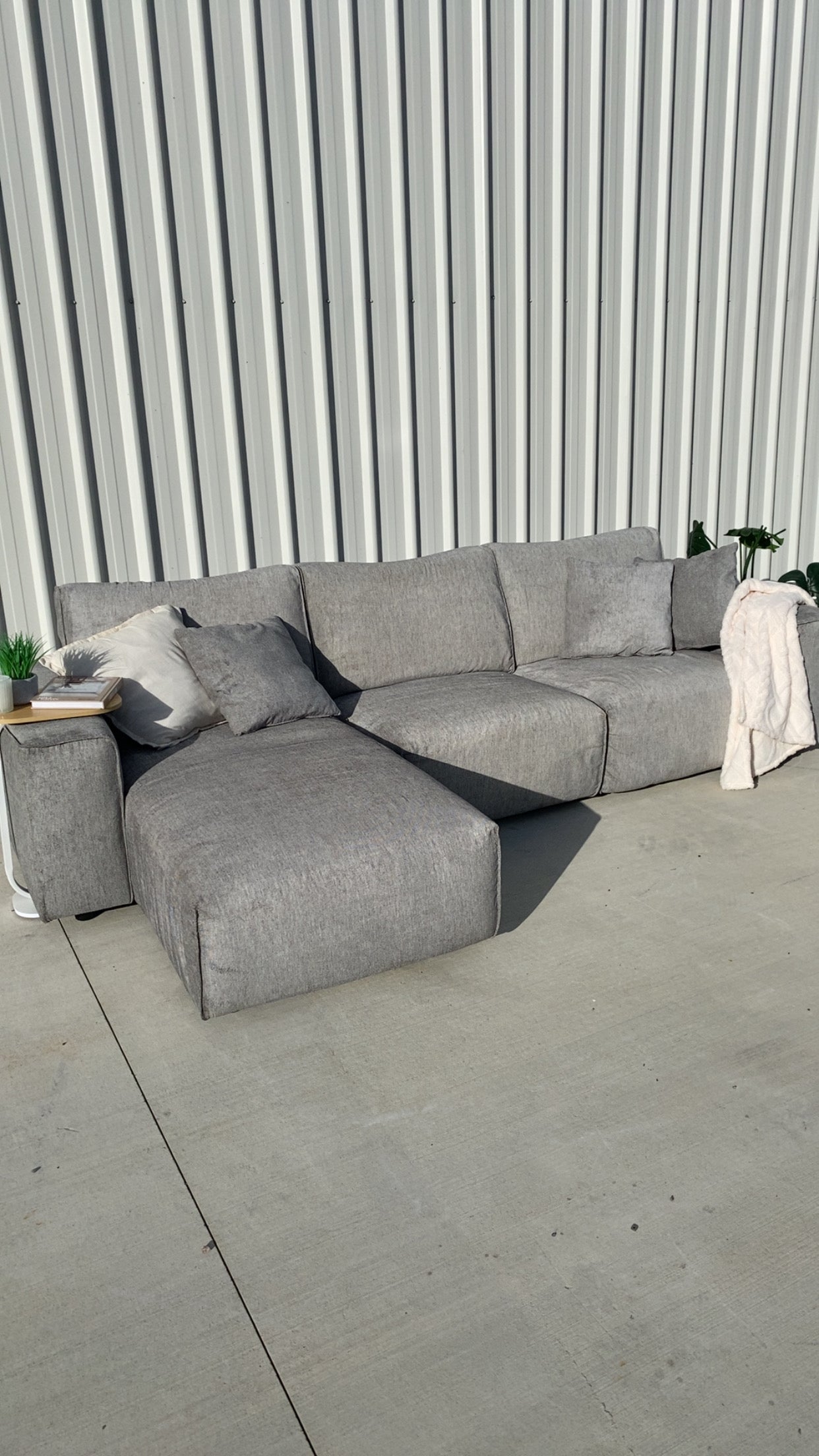 Ex Koala Grey Modern Sofa