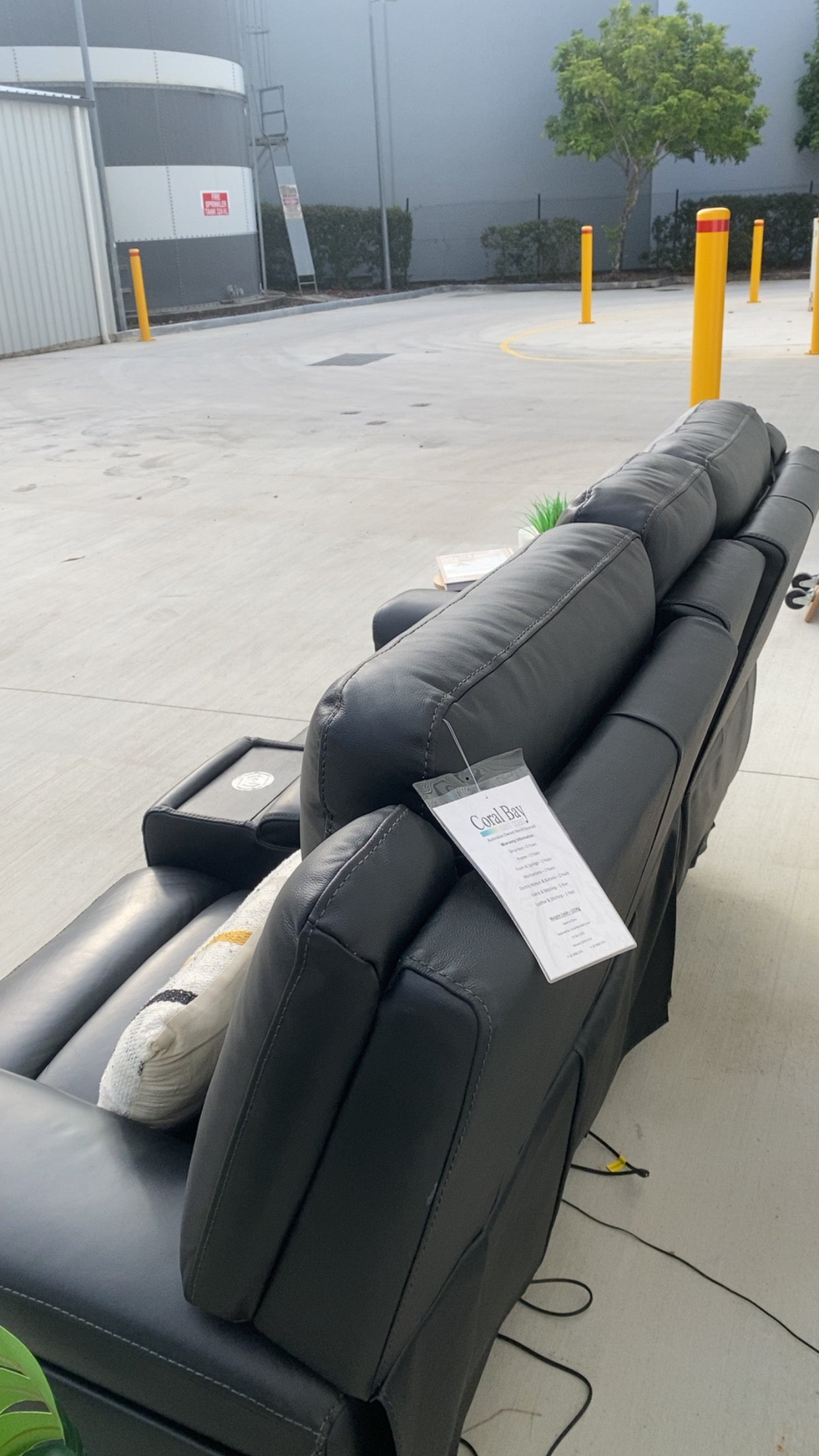 Black Theatre Electric Reclining Lounge