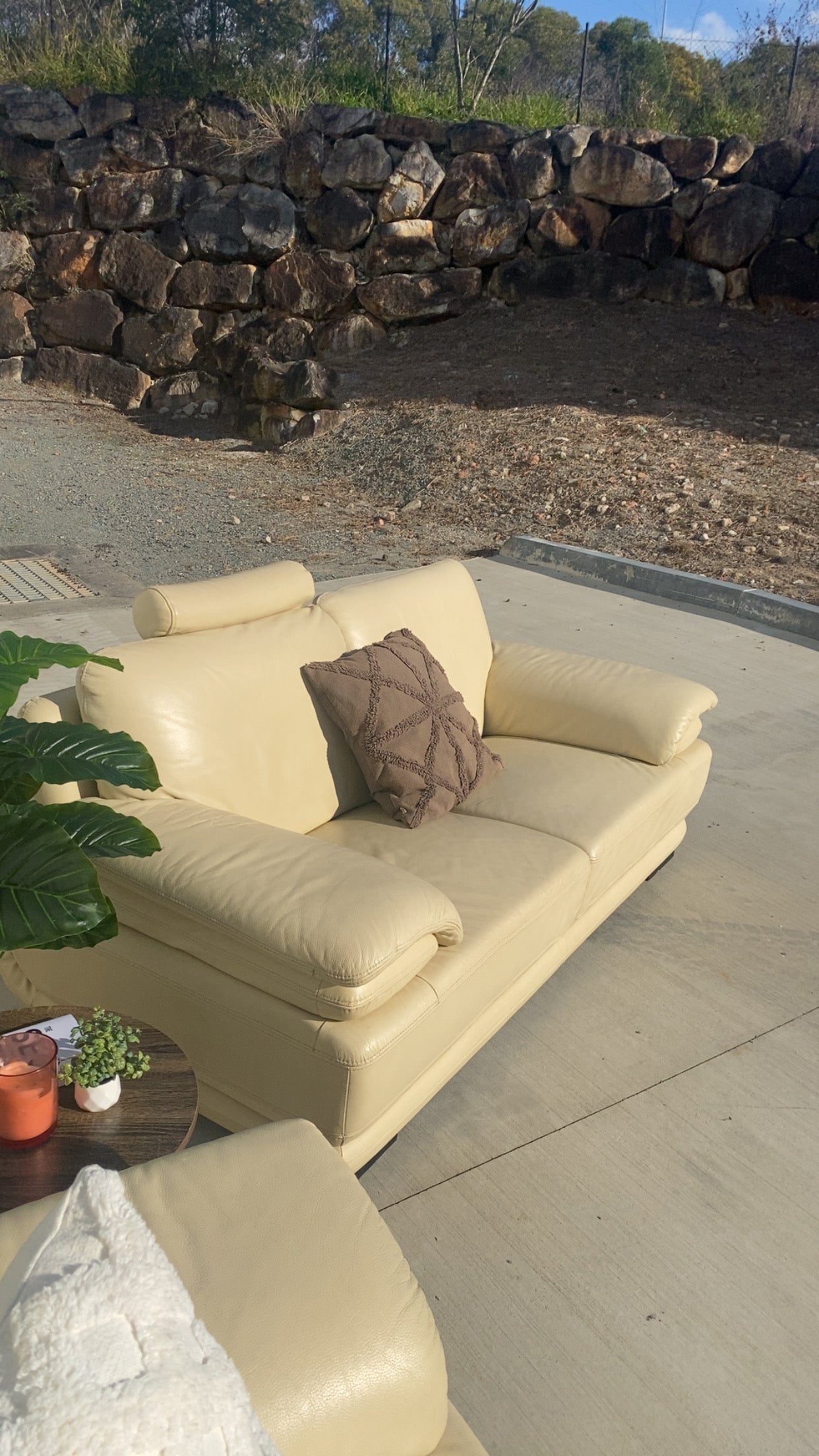 Ex Nick Scali Premium Cream Leather Lounge Suite w/Headrests