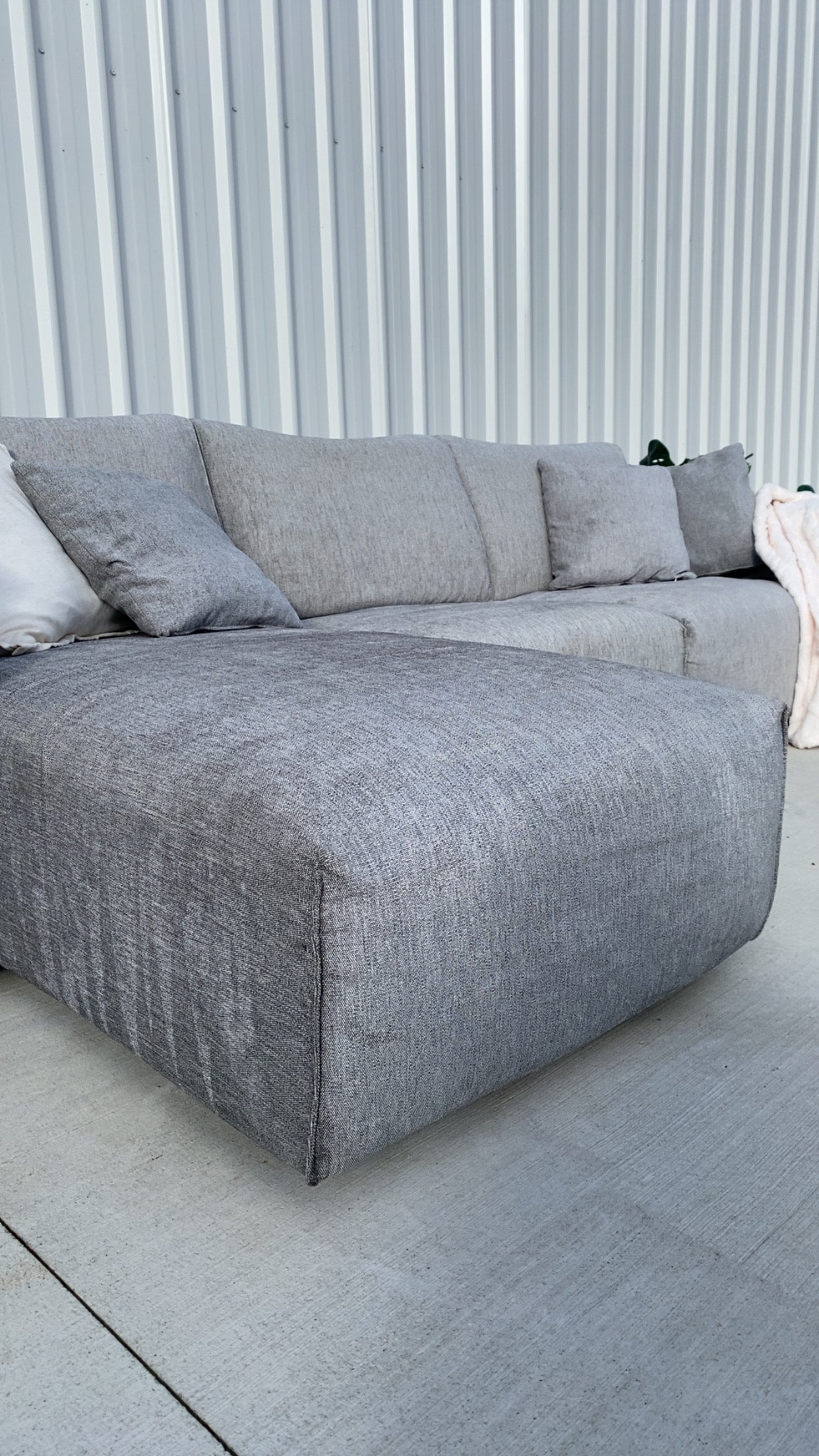 Ex Koala Grey Modern Sofa