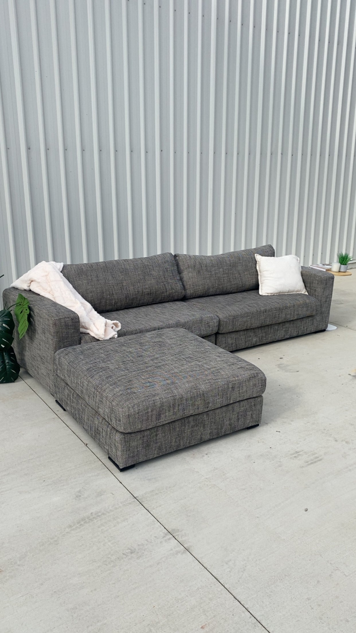 Freedom Modular 4 Seater Grey Sofa w/Ottoman