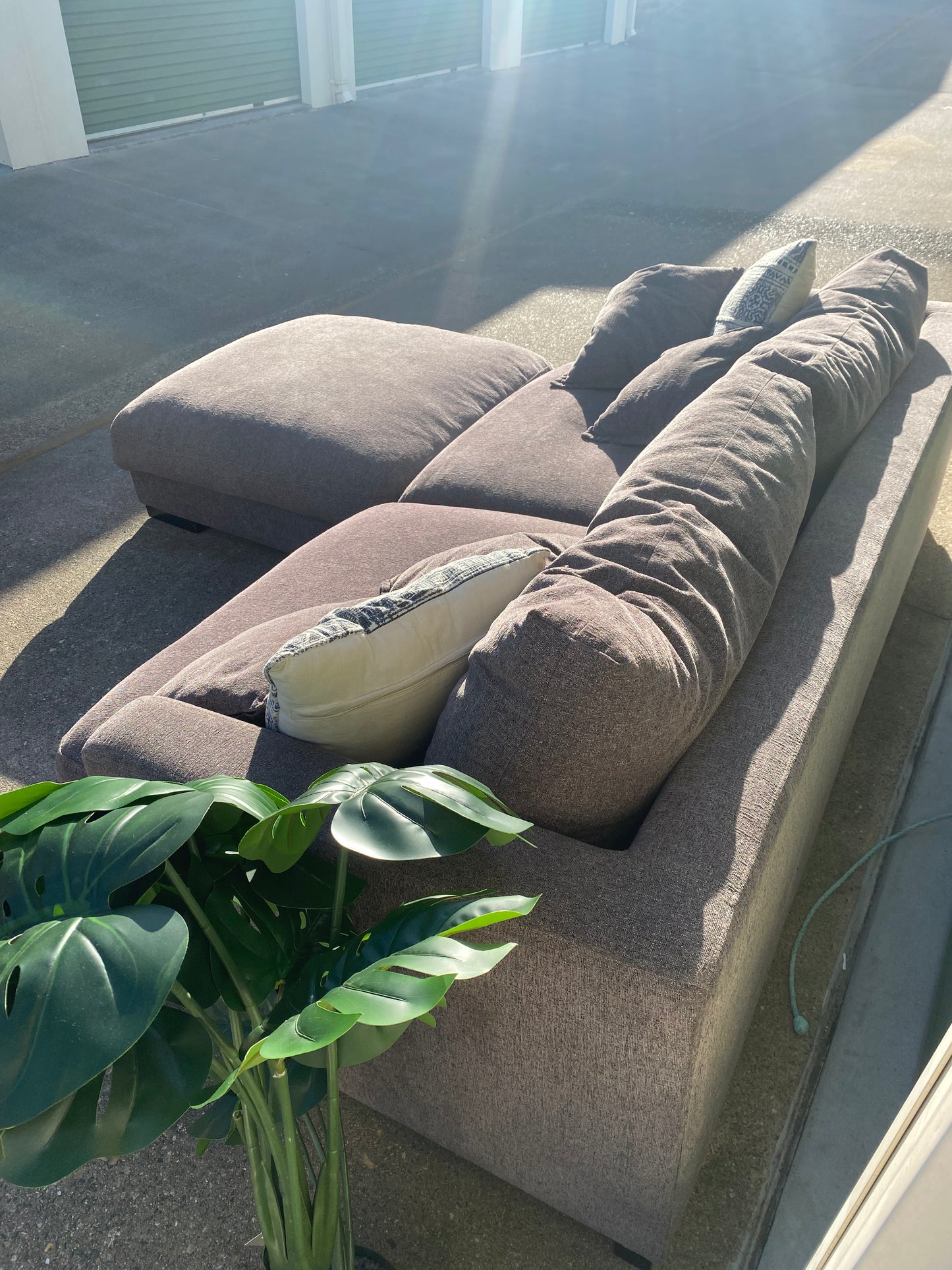 3 Seater Sofa w/Ottoman *Brown*