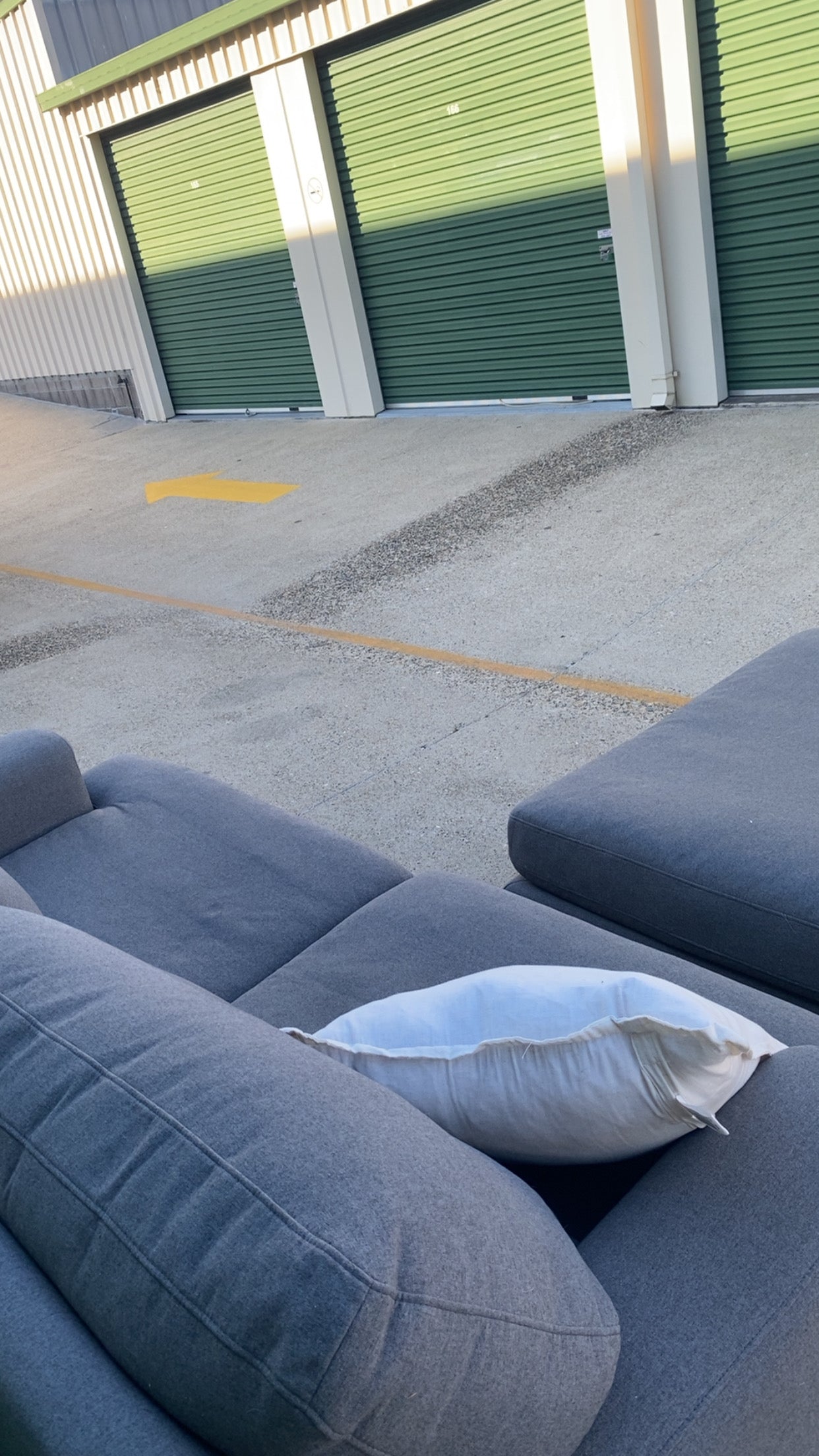 Ex Nick Scali 3 Seater Grey Sofa w/Ottoman