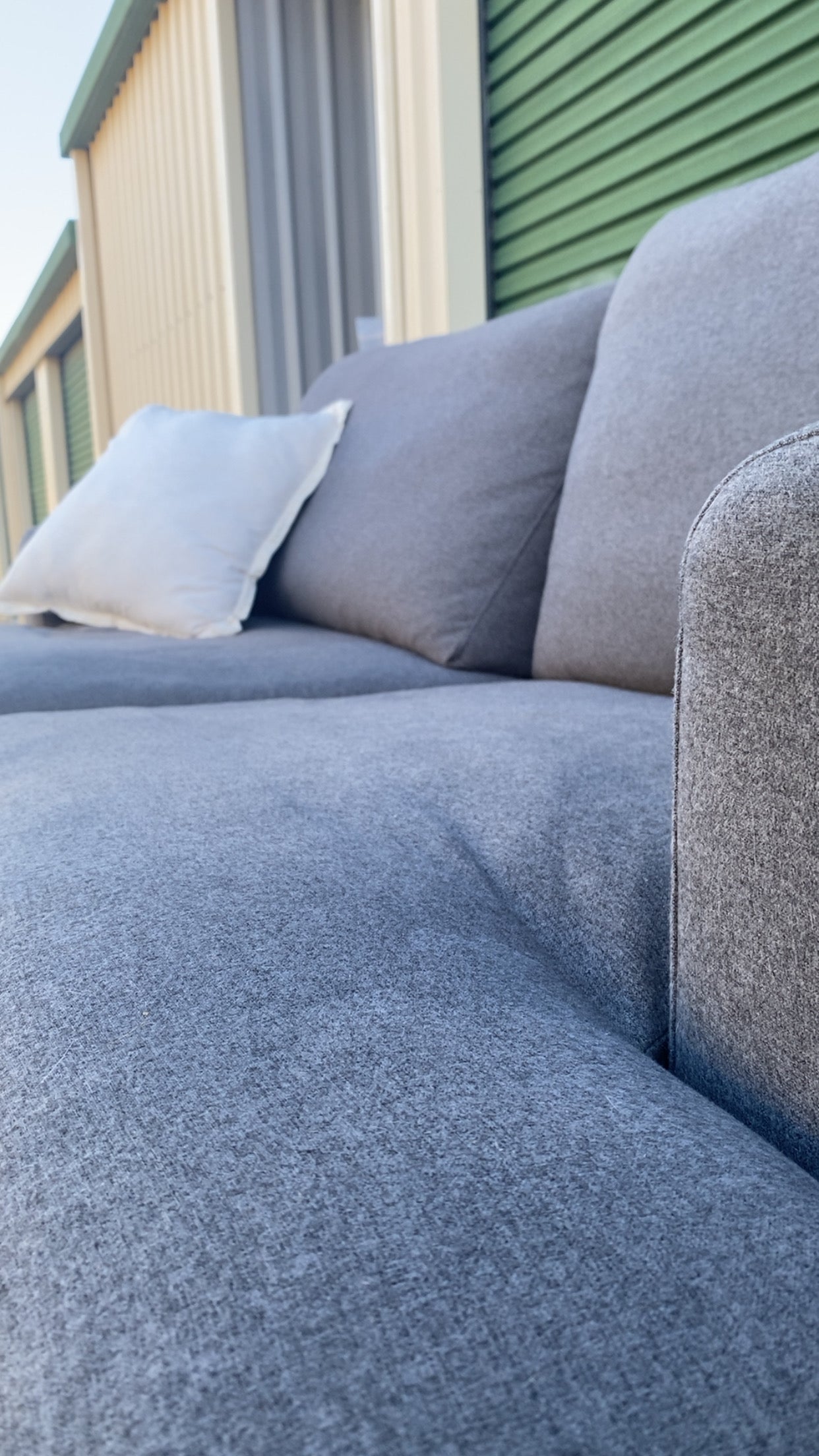 Ex Nick Scali 3 Seater Grey Sofa w/Ottoman