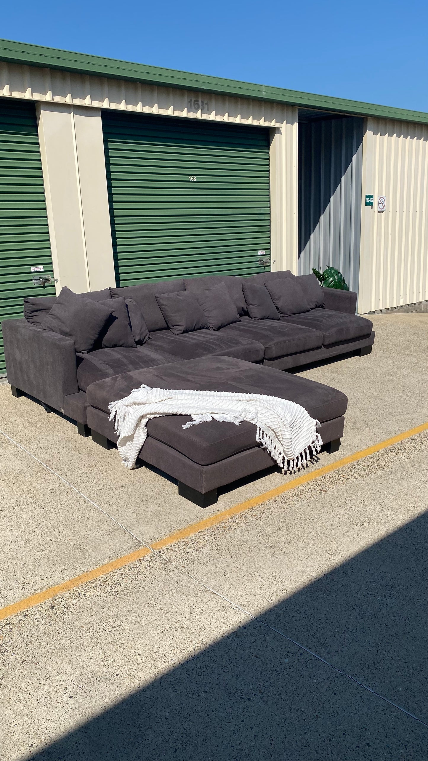 Ex Harvey Norman Manhatten 4 Seater Charcoal Grey Modular Sofa