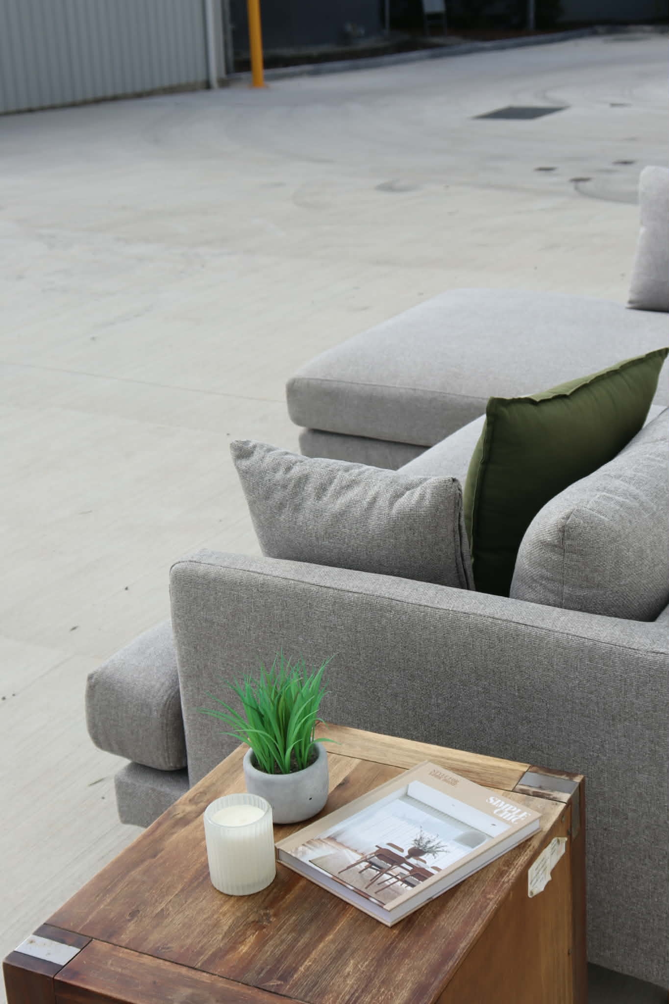Display Model Riley Signature L-Shape Sofa in Elegant Grey