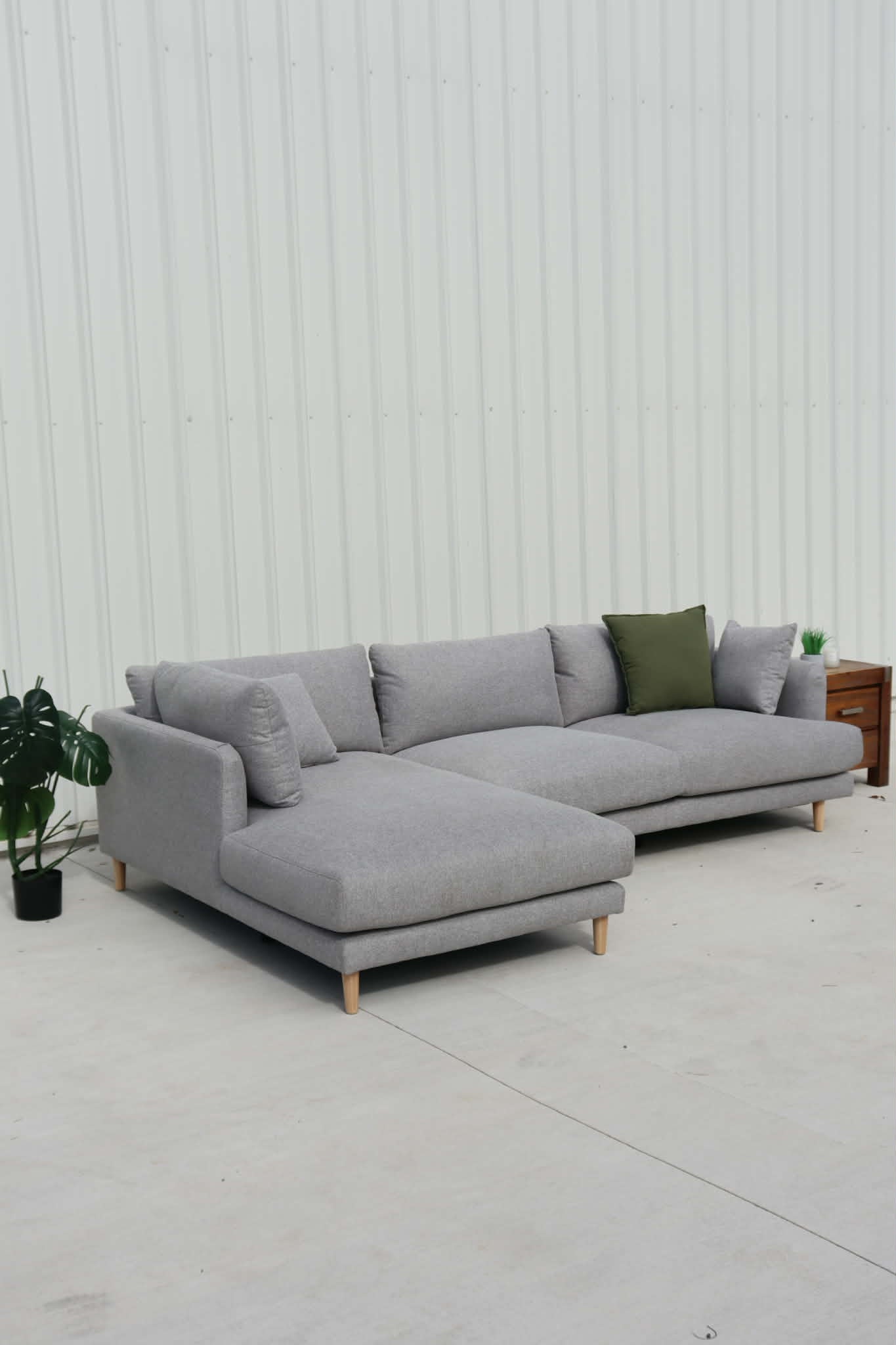 Display Model Riley Signature L-Shape Sofa in Elegant Grey
